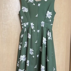 未使用に近い★ダズリン花柄グリーンワンピースの画像