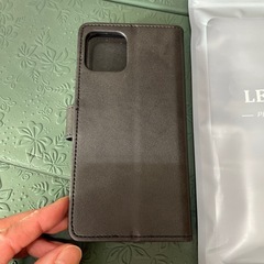 スマホケース　iPhone12.12 Proの画像