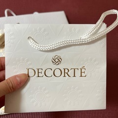 DIOR、DECORTE他ショッパーの画像