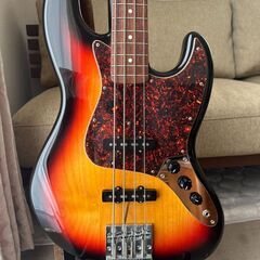 Fender Japan フェンダー ジャパンジャズベースの画像