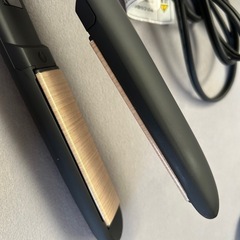 KINUIO W ストレートヘアアイロン ブラックの画像