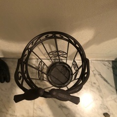 小鳥の傘立ての画像