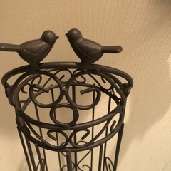 小鳥の傘立ての画像