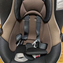 終了　ゼウス　ターンユーロ　交渉可　美品　ゴールドブラック　チャイルドシート CV-ETY Combi　幼児までの画像