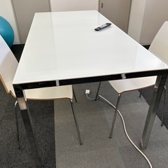 オフィス用白机