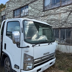 いすず　2トントラックの画像
