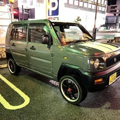 フロントガラスひび割れのため😭画像5枚目😭車検1年くらい残ってます‼️の画像