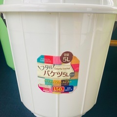 お値下げ　蓋付きバケツ8個まとめ　の画像