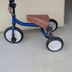 三輪車 へんしんバイク ストライダー