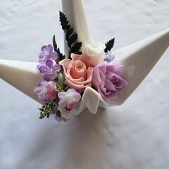 "プリザーブドフラワー"生花なのに、何年も、枯れない花をお友達に...