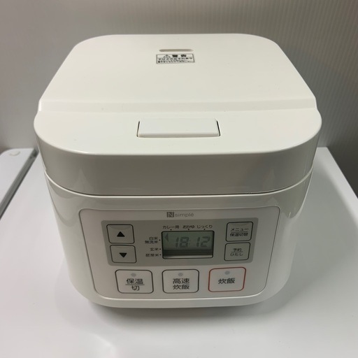 2021年製　ニトリ　マイコン　炊飯器　3合炊きSN-A5WH
