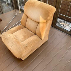 カリモク　1人用ソファ　の画像