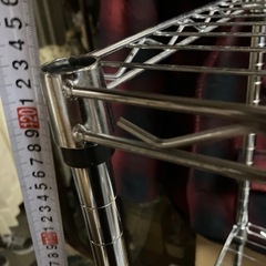 ステンレス4段ラックの画像