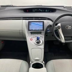 完全自社ローン😊人気のお車入荷しました🚗✨トヨタ プリウス 　Ｇの画像