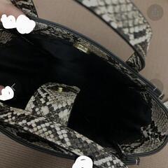 GU パイソン 2way バッグの画像