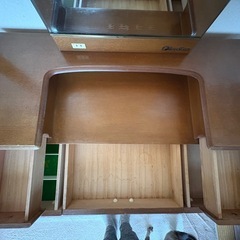 レトロなフランスミラードレッサーの画像