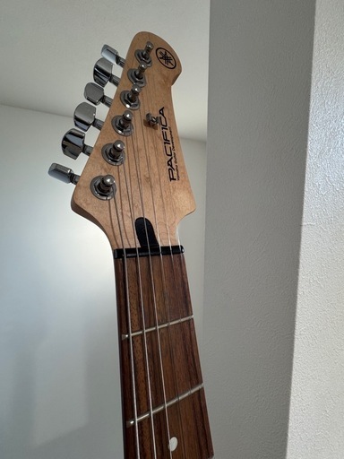 YAMAHA ( ヤマハ ) Pacifica112V YNS エレキギターPACIFICA（パシフィカ）その他8点付き
