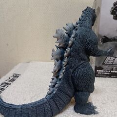 最終値下げ、怪獣咆攻撃　ゴジラフィギア（1954）の画像