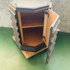 八角ガラスショーケース 棚付 ディスプレイショーケース　鍵付の画像