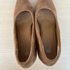スエード　ヒール　パンプス　茶色　24.0cmの画像