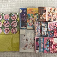 Twice NiziU グッズ CD まとめの画像