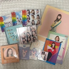 Twice NiziU グッズ CD まとめの画像