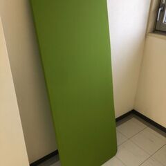 ※無料で譲ります※～ テーブルの幕板 詳細不明につき画像にてご判断お願いしますの画像