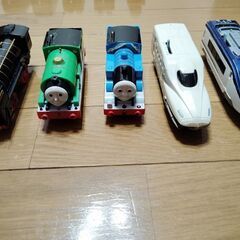 【 プラレールの車両セット 】の画像