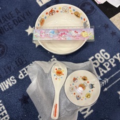 アンパンマンどんぶりセットの画像