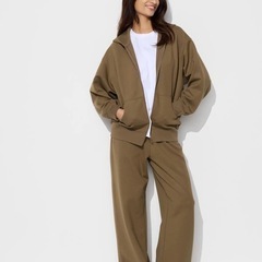 UNIQLO　ドライスウェットセットアップの画像