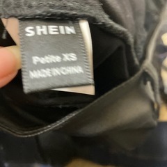 レザーショートパンツの画像