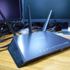 NETGEAR Nighthawk R7000 無線LANルーターの画像