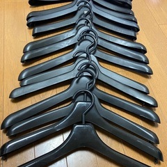 (再びお値下げ❗️おまけ有ります
)ハンガー 15本セット…