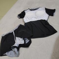 レディース　スポーツウェア上下　の画像