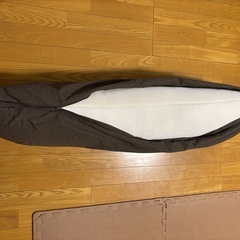 抱き枕の画像