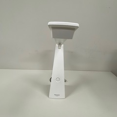 コンパクトなデスクライト_Panasonicの画像