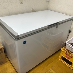 ほぼ未使用冷凍ストッカー冷凍庫JCM-385