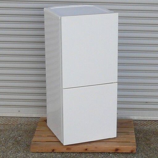 配達先決定　設置・無料配達します美品2018年製冷凍冷蔵庫ツインバード110LHR-E911W