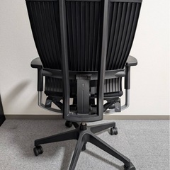 イトーキ　スピーナチェア　黒の画像