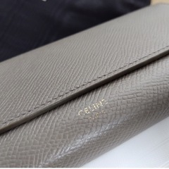 CELINE（セリーヌ） ラージ フラップウォレット 長財布の画像