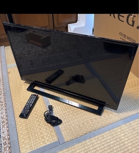 ３２のテレビ