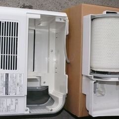 ハイブリッド空気清浄機、花粉アレルギー、PM2.5、黄砂などに如何でしょうか。加熱式気化器なのでカビが発生しません、パナソニックFXD05ｓ　ナノイー美肌、ハウスダスト、花粉アレルギーに、元箱付き の画像