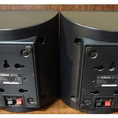 新同美品！ヤマハ★小型★スピーカー★2台セット(完動品)元箱無(取扱説明書付)の為お買い得！購入価格1万9600円が激安の!?の画像