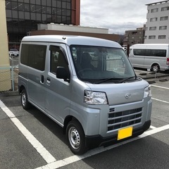 ほぼ新古車 低走行 令和6年 ハイゼットカーゴ デラックス…