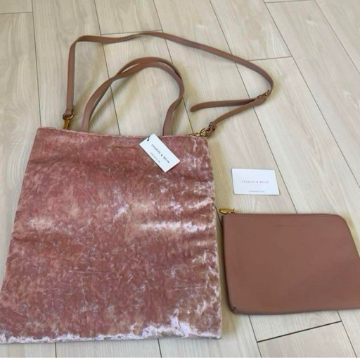定価12500円　CHARLES & KEITH バッグ