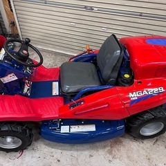 筑水キャニコム　乗用草刈機 　4WD 美品の画像