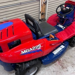 筑水キャニコム　乗用草刈機 　4WD 美品の画像