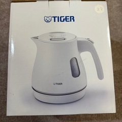【※譲渡先決定】タイガー 電気ケトル わく子 0.8L マットホ...