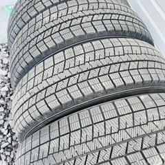 トヨタラクティス純正16インチ鉄ホイール☆スーパーバリ山冬タイヤ付きの画像