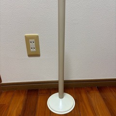 フラワースタンド ホワイト プラスチック製
